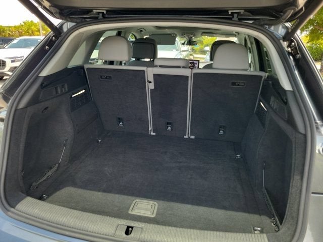 2023 Audi Q5 45 S line Premium