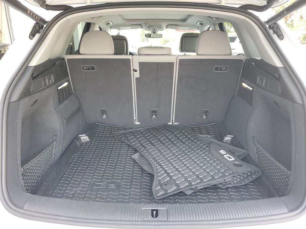 2023 Audi Q5 45 S line Premium quattro