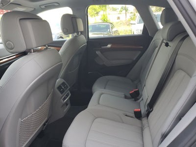 2023 Audi Q5 45 S line Premium quattro