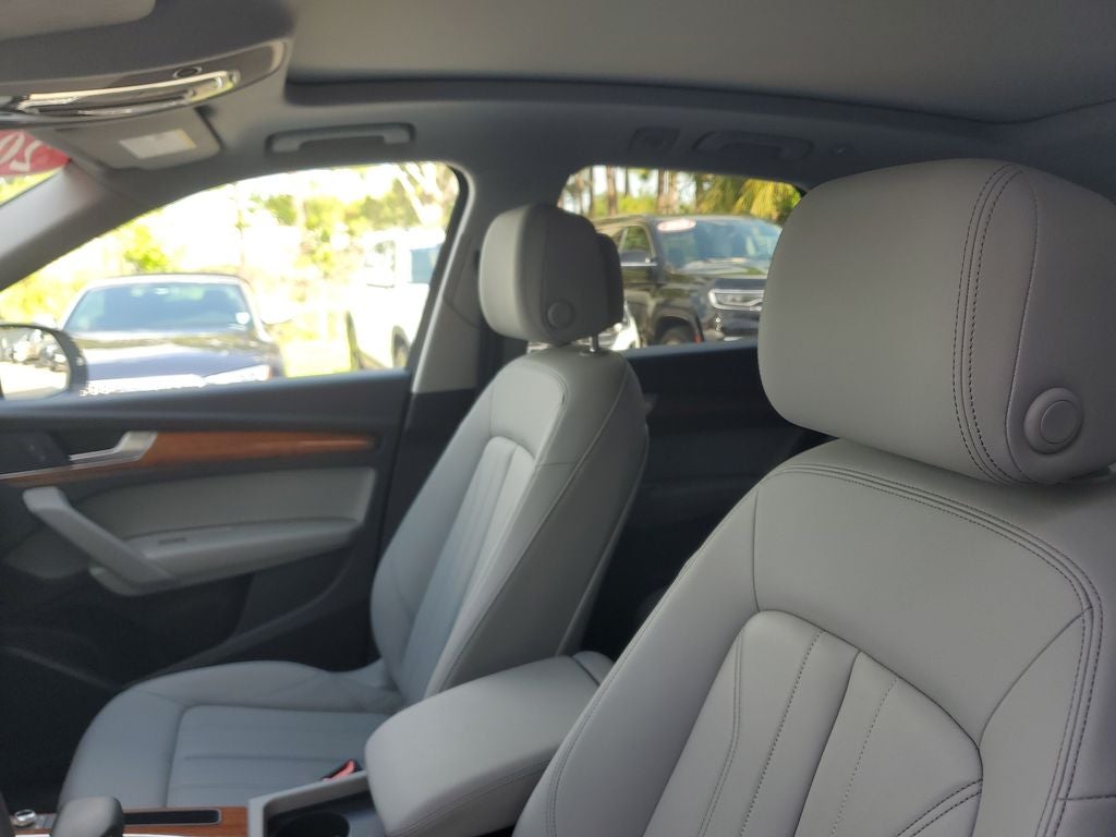 2023 Audi Q5 45 S line Premium quattro