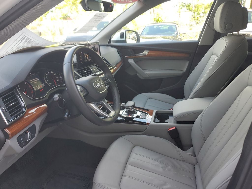 2023 Audi Q5 45 S line Premium quattro