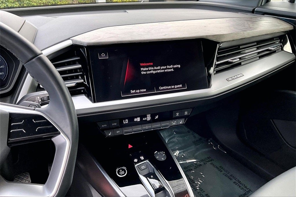 2024 Audi Q4 e-tron Premium quattro