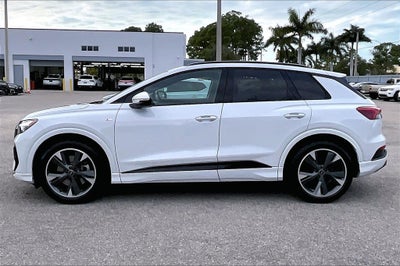 2024 Audi Q4 e-tron Premium quattro