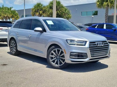 2019 Audi Q7 55 SE Premium Plus