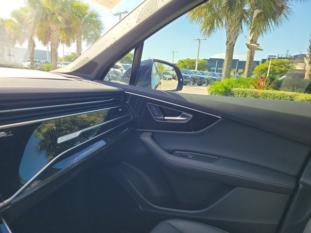2026 Audi Q7 45 Premium Plus