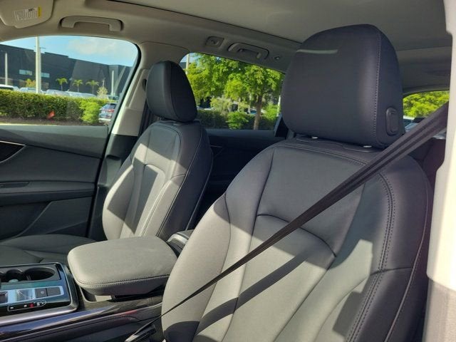 2024 Audi Q7 45 Premium Plus