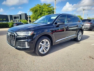2024 Audi Q7 45 Premium Plus