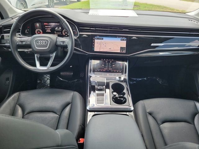 2023 Audi Q7 45 Premium Plus