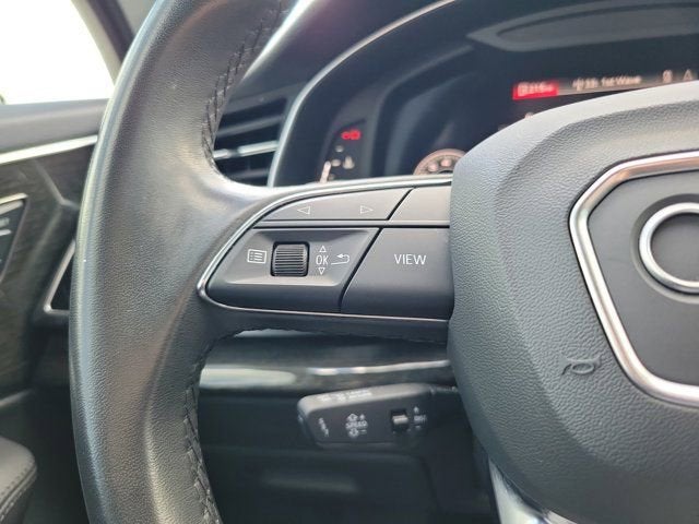 2023 Audi Q7 45 Premium Plus