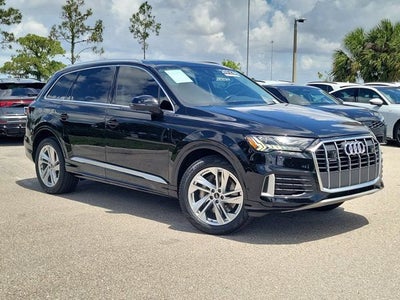2023 Audi Q7 45 Premium Plus