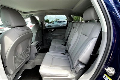 2023 Audi Q7 45 Premium Plus quattro