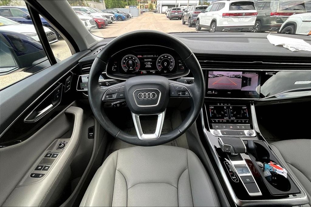 2023 Audi Q7 45 Premium Plus quattro
