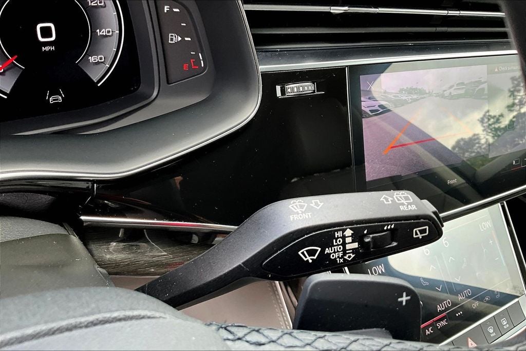 2023 Audi Q7 45 Premium Plus quattro