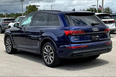 2023 Audi Q7 45 Premium Plus quattro