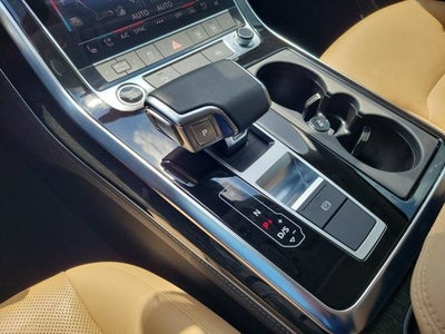 2023 Audi Q7 45 Premium Plus