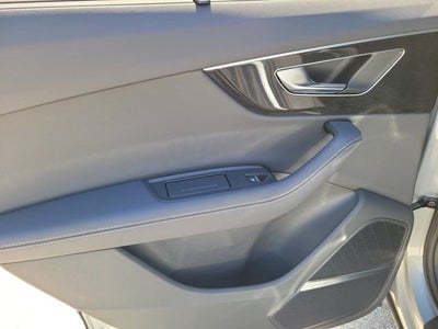 2025 Audi Q7 45 Premium Plus