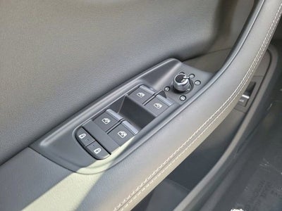 2025 Audi Q7 45 Premium Plus