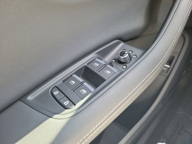 2025 Audi Q7 45 Premium Plus