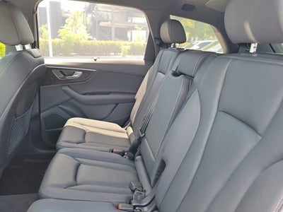 2025 Audi Q7 45 Premium Plus