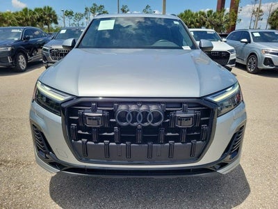 2025 Audi Q7 45 Premium Plus