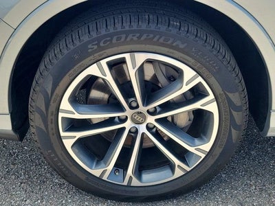 2025 Audi Q7 45 Premium Plus