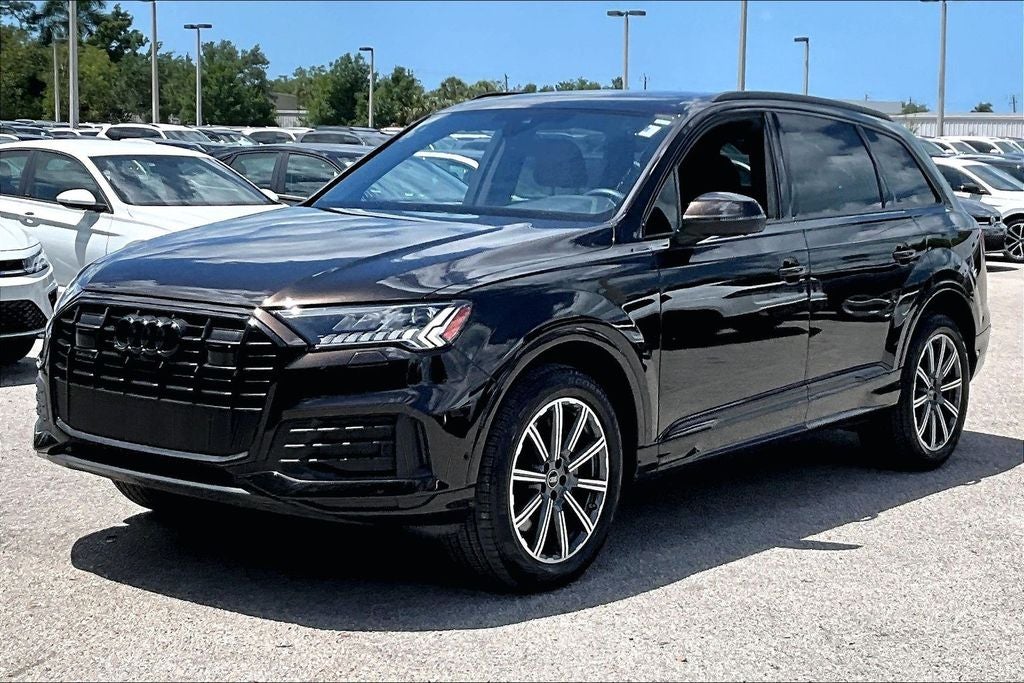 2023 Audi Q7 45 Premium Plus quattro