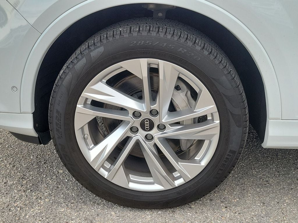 2023 Audi Q7 45 Premium Plus quattro
