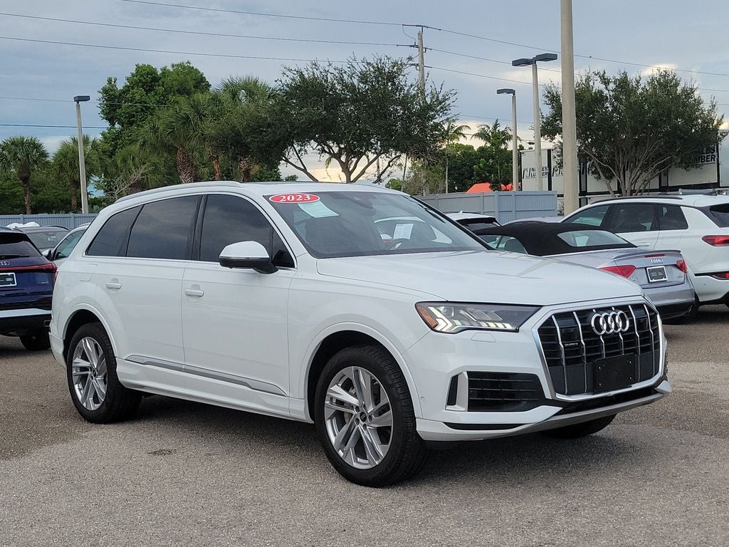 2023 Audi Q7 45 Premium Plus quattro