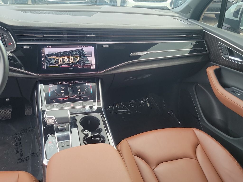 2023 Audi Q7 45 Premium Plus quattro