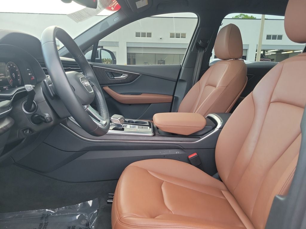 2023 Audi Q7 45 Premium Plus quattro