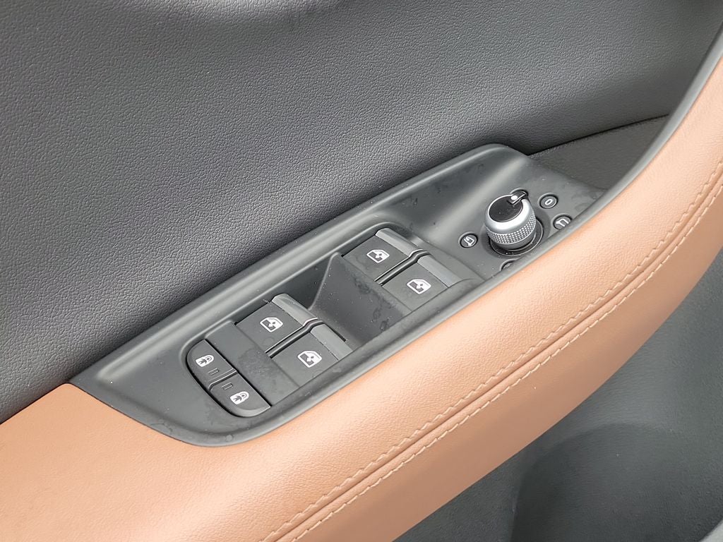 2023 Audi Q7 45 Premium Plus quattro