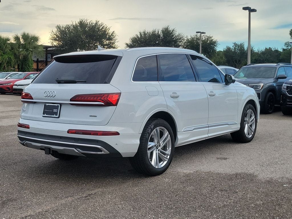 2023 Audi Q7 45 Premium Plus quattro