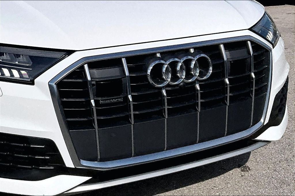 2023 Audi Q7 45 Premium Plus quattro