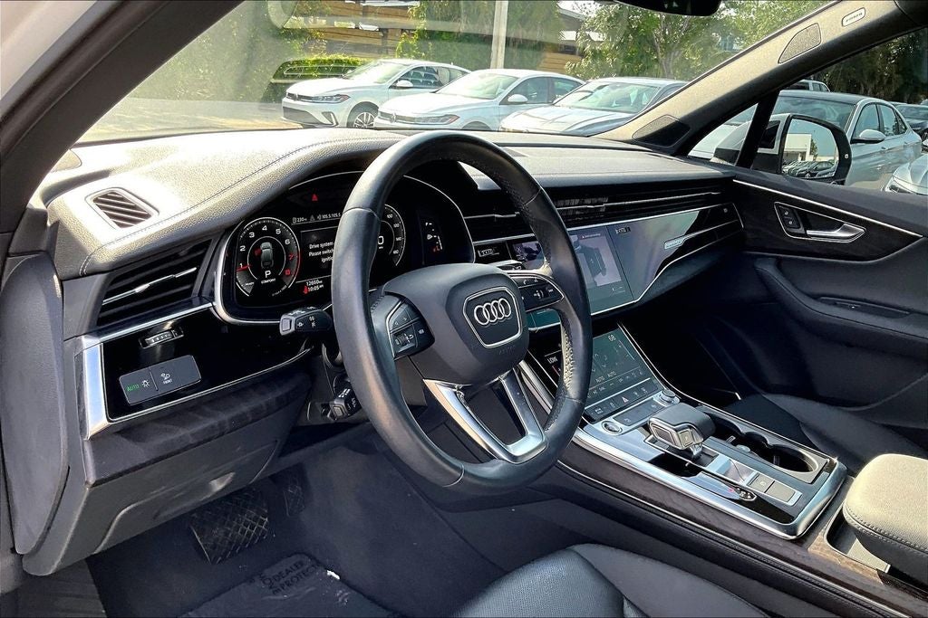 2023 Audi Q7 45 Premium Plus quattro
