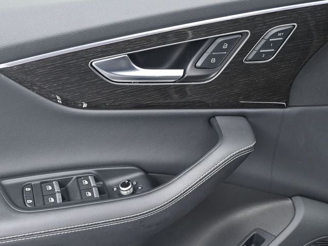 2025 Audi Q7 55 Premium Plus quattro