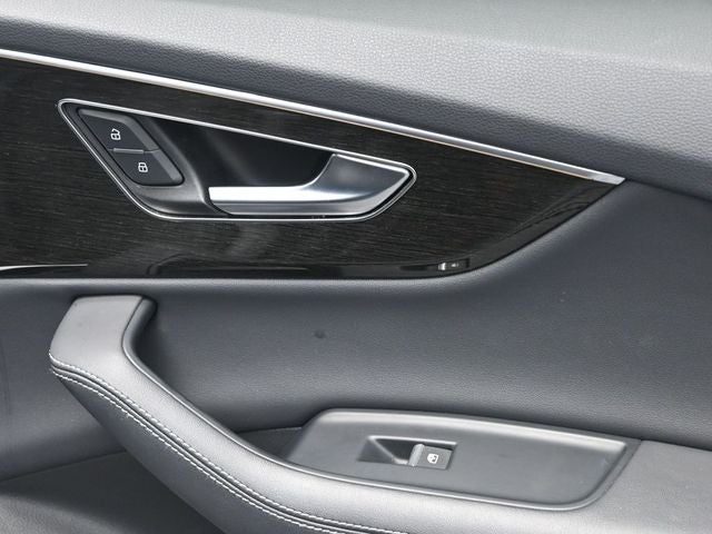 2025 Audi Q7 55 Premium Plus quattro