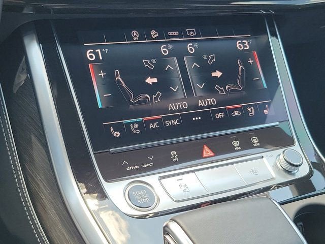 2025 Audi Q7 55 Premium Plus
