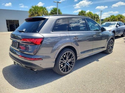 2025 Audi Q7 55 Premium Plus