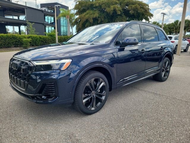 2025 Audi Q7 55 Premium Plus