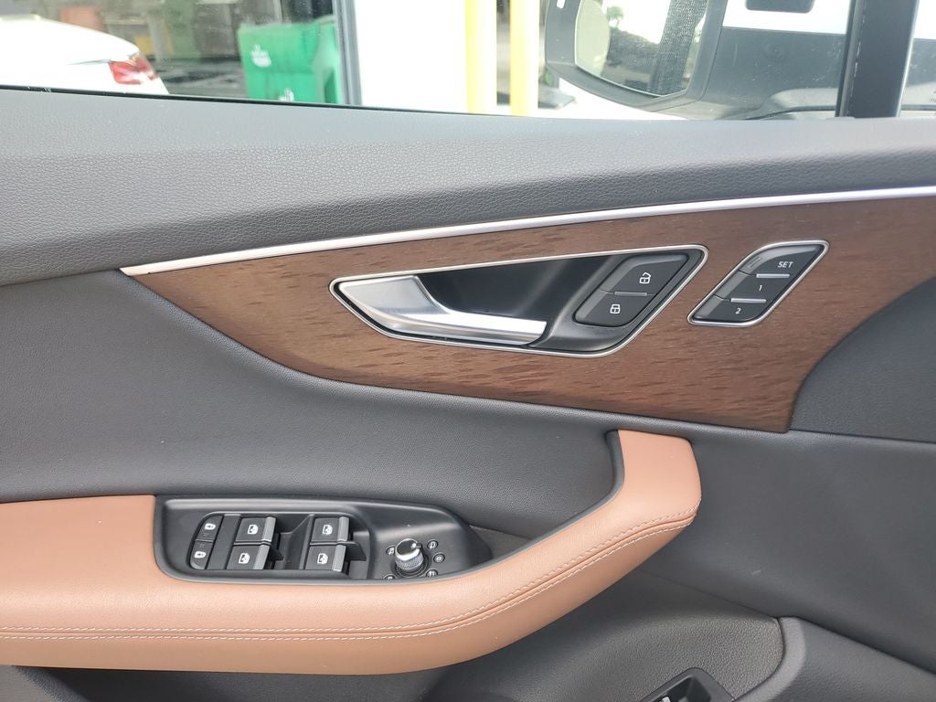 2025 Audi Q7 55 Premium Plus quattro