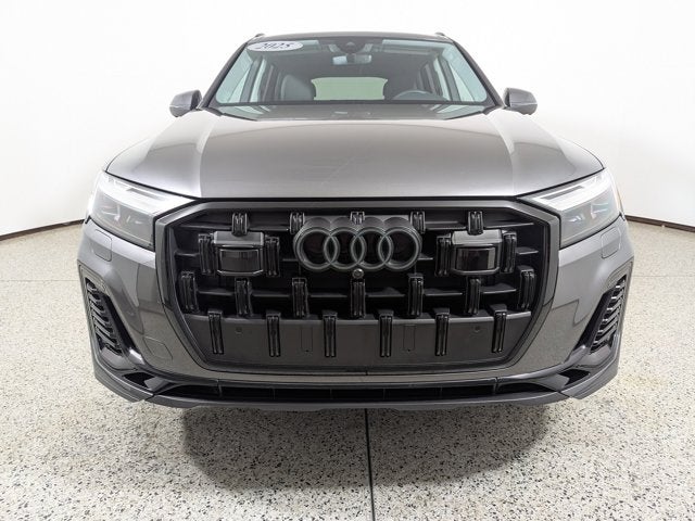 2025 Audi Q7 Premium Plus 55 TFSI quattro