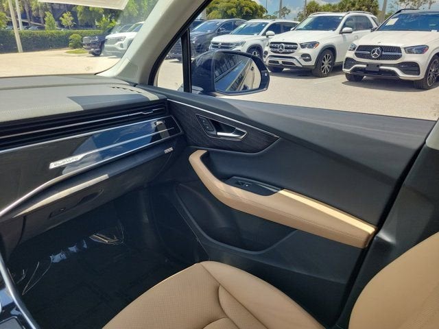 2025 Audi Q7 55 Premium Plus