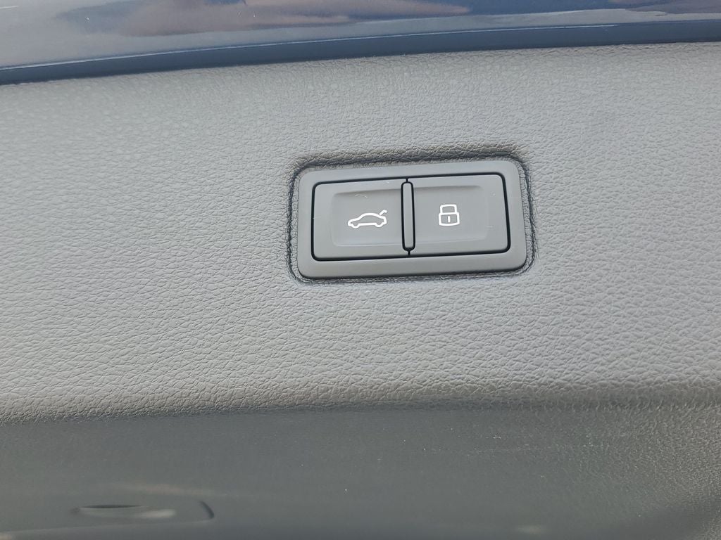 2026 Audi Q7 55 Premium Plus quattro