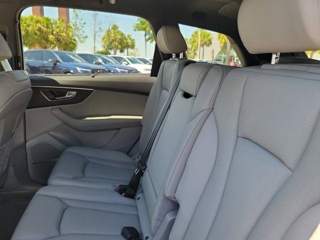 2023 Audi Q7 55 Premium Plus