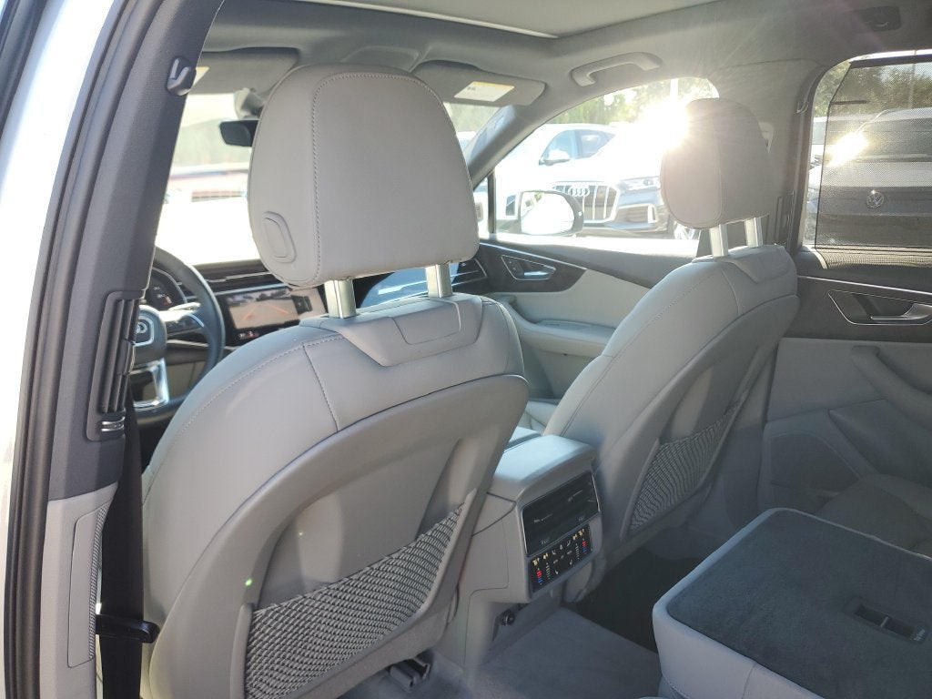 2023 Audi Q7 55 Premium Plus quattro