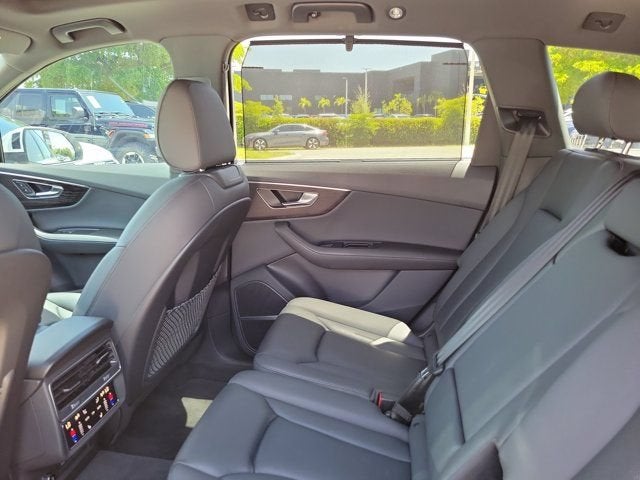 2023 Audi Q7 55 Premium Plus