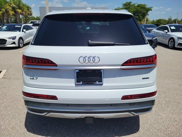 2023 Audi Q7 55 Premium Plus