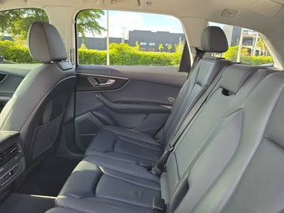2023 Audi Q7 55 Premium Plus