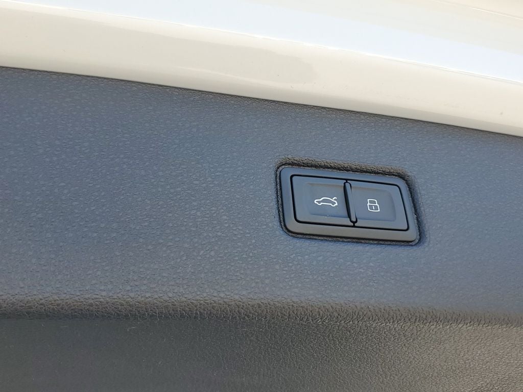 2023 Audi Q7 55 Premium Plus quattro