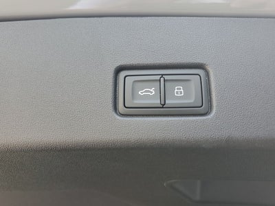 2023 Audi Q4 e-tron Prestige quattro